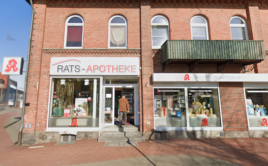 43575 Außenaufnahme Bearbeitet Rats Apotheke, Ebstorf